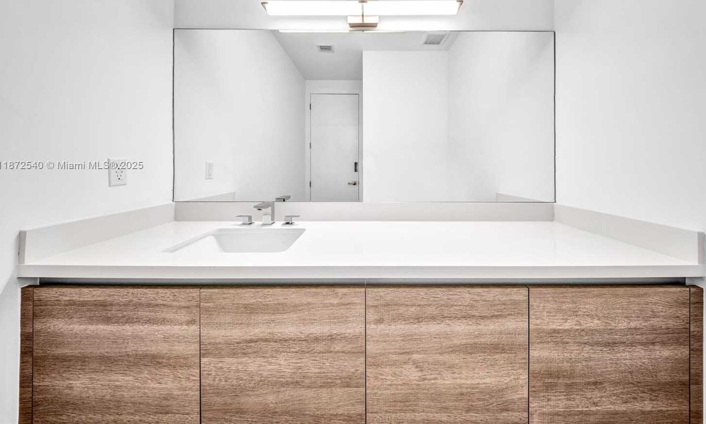 Small Image of 16740 NORTH BOTANIKO DR N, Weston Number 35