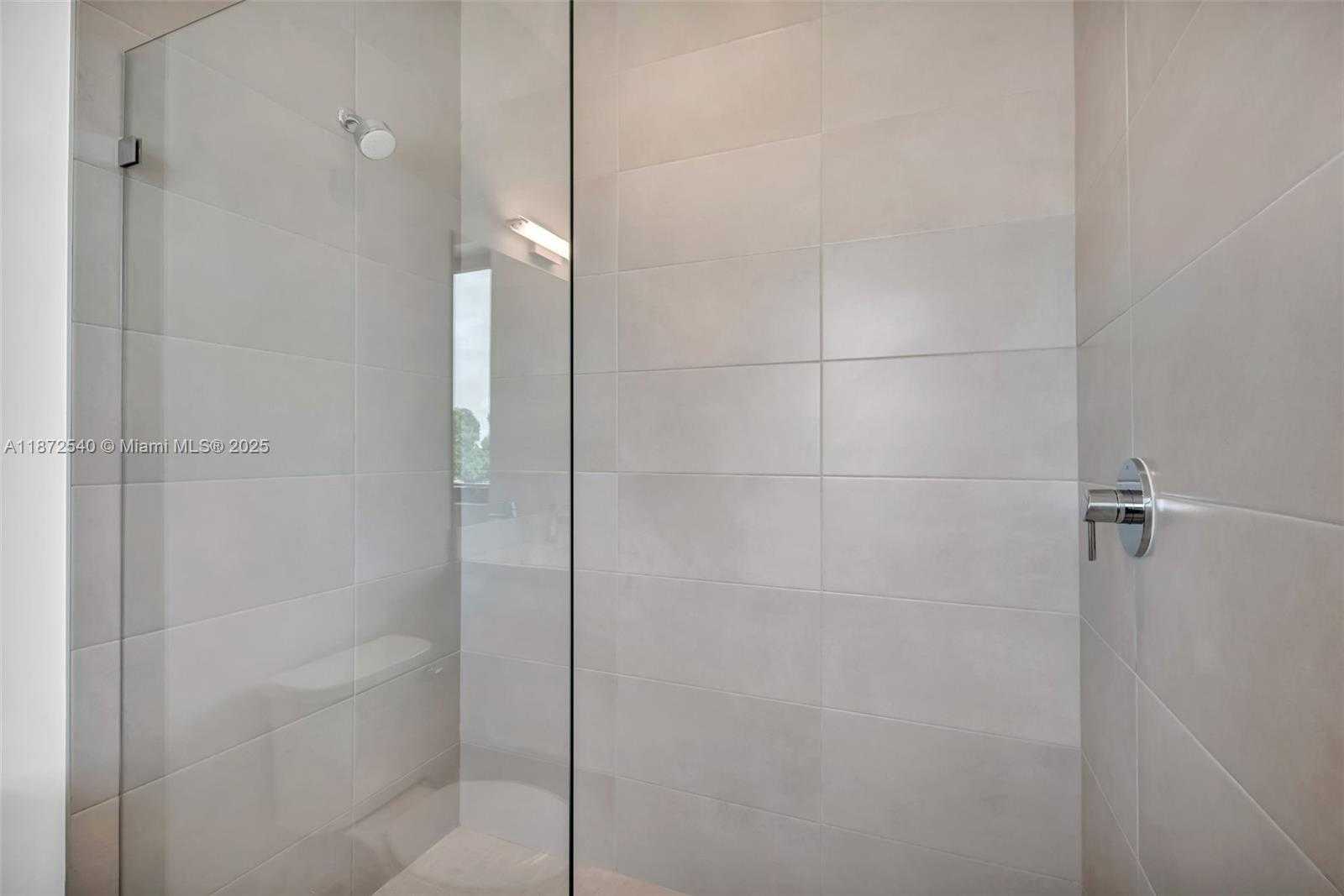 Small Image of 16740 NORTH BOTANIKO DR N, Weston Number 40