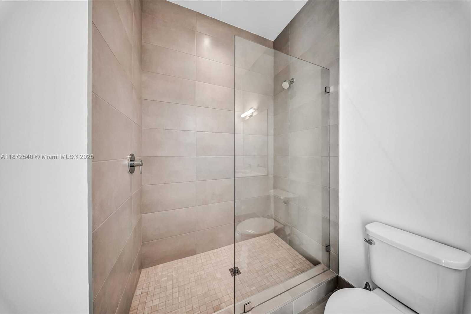 Small Image of 16740 NORTH BOTANIKO DR N, Weston Number 44