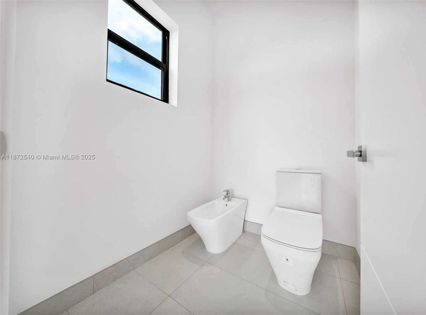 Small Image of 16740 NORTH BOTANIKO DR N, Weston Number 47
