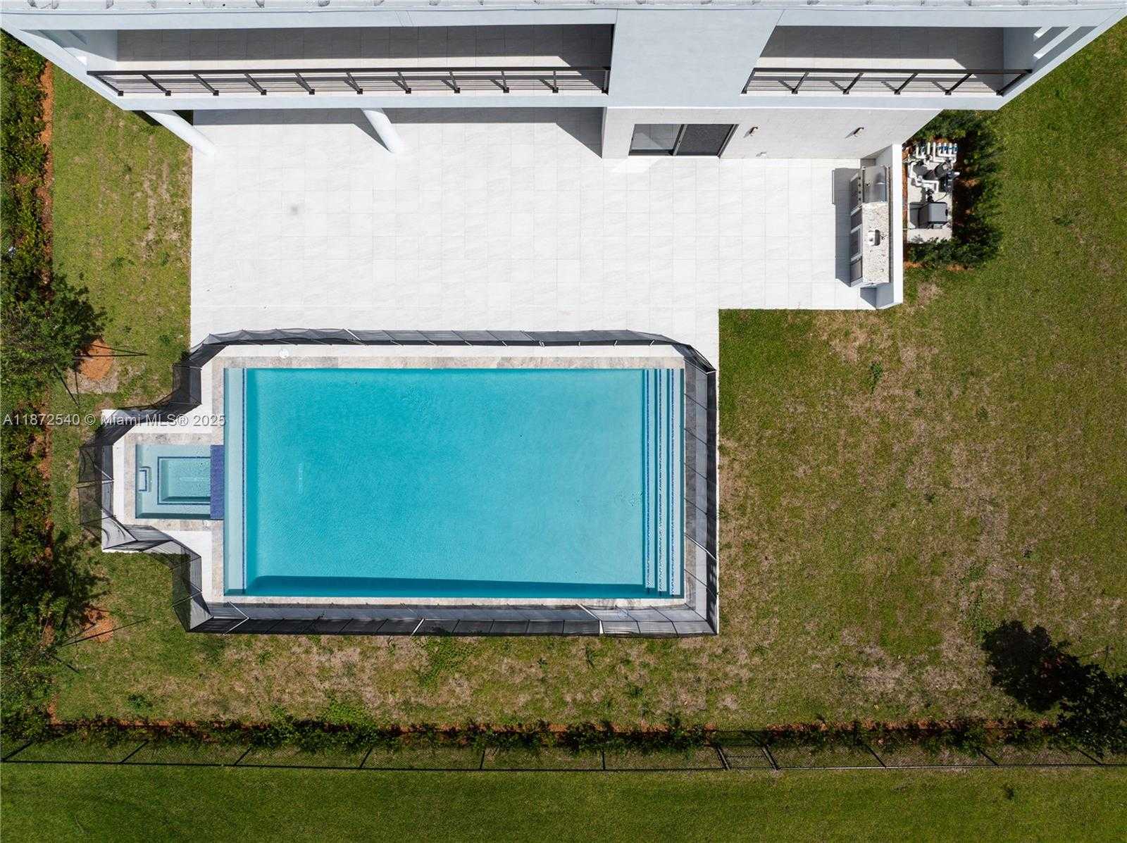 Small Image of 16740 NORTH BOTANIKO DR N, Weston Number 67