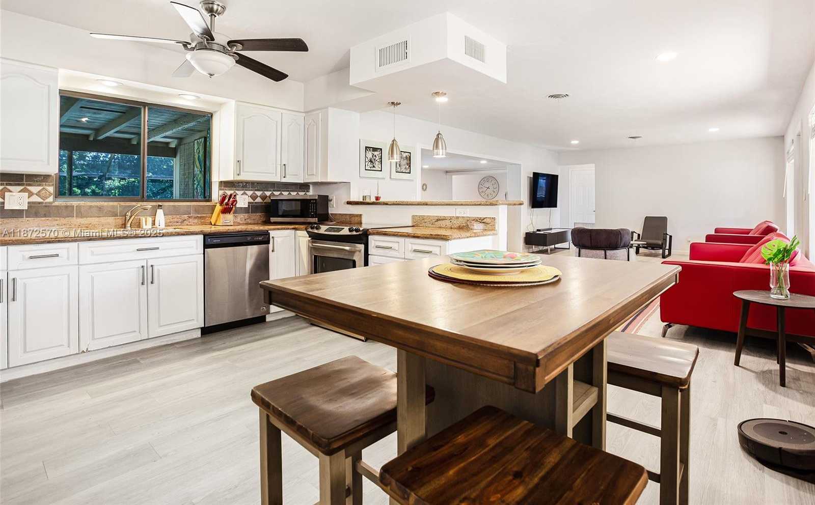 Small Image of 5561 SOUTH WEST 2ND CT, Plantation Number 10