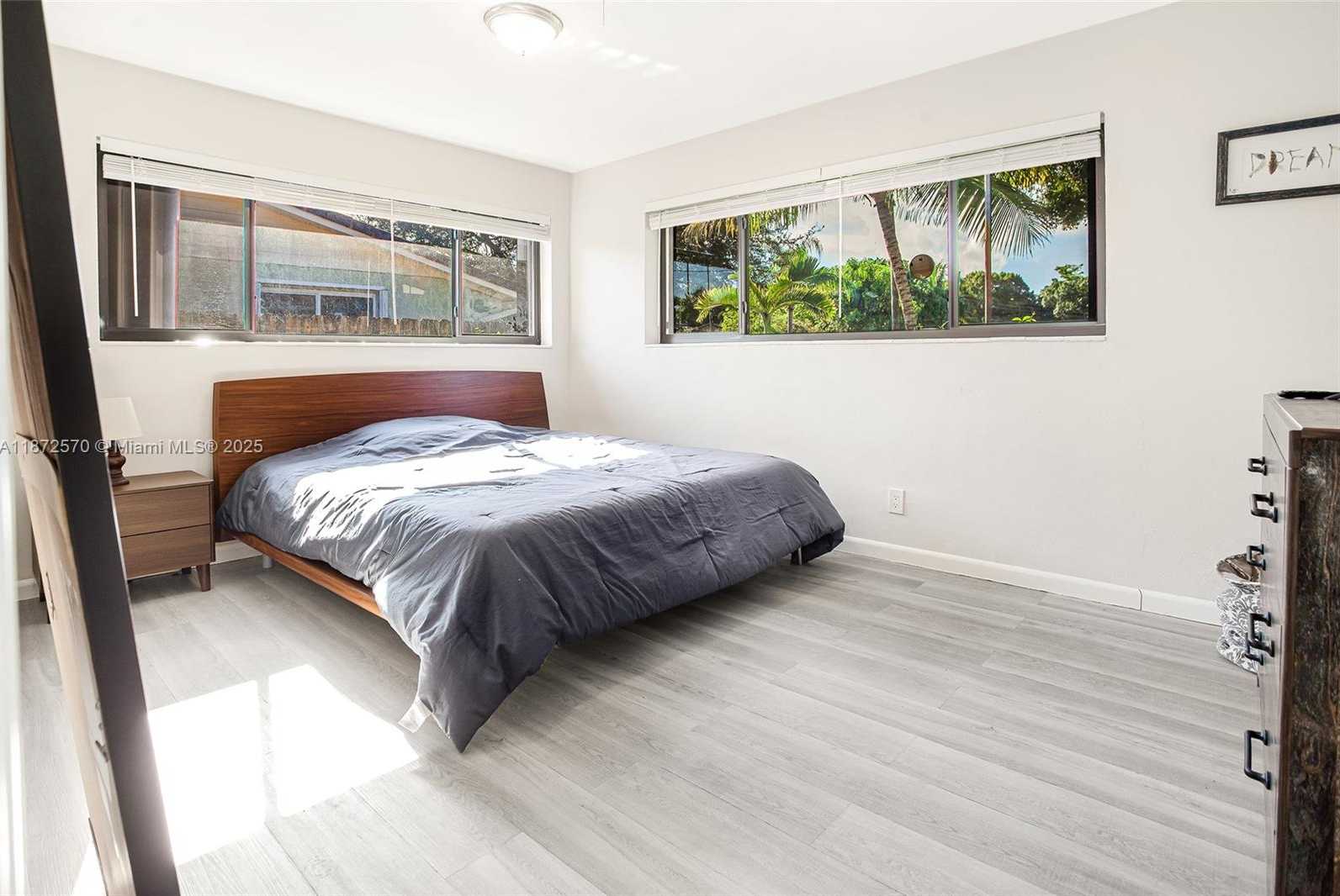 Small Image of 5561 SOUTH WEST 2ND CT, Plantation Number 18