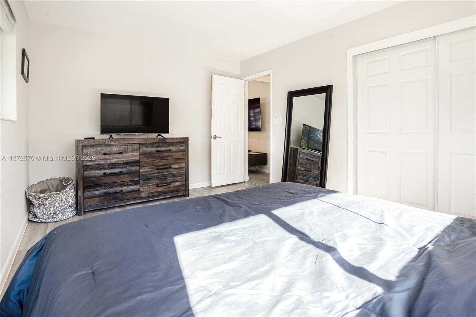 Small Image of 5561 SOUTH WEST 2ND CT, Plantation Number 20
