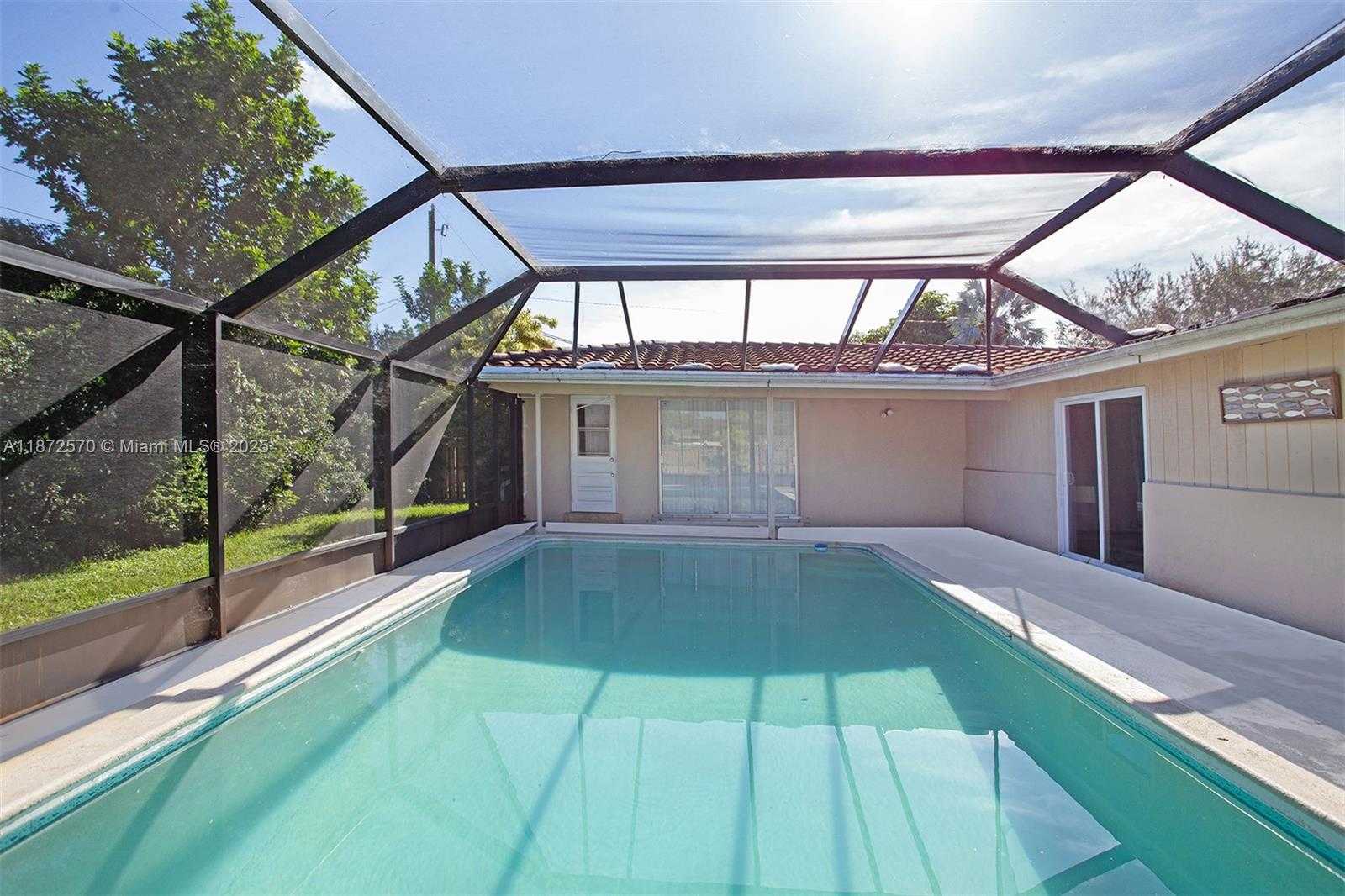 Small Image of 5561 SOUTH WEST 2ND CT, Plantation Number 31