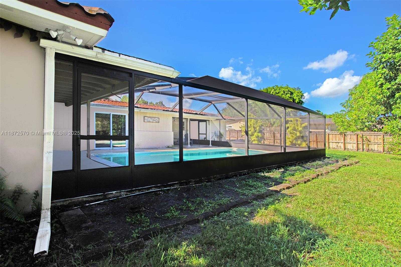 Small Image of 5561 SOUTH WEST 2ND CT, Plantation Number 34