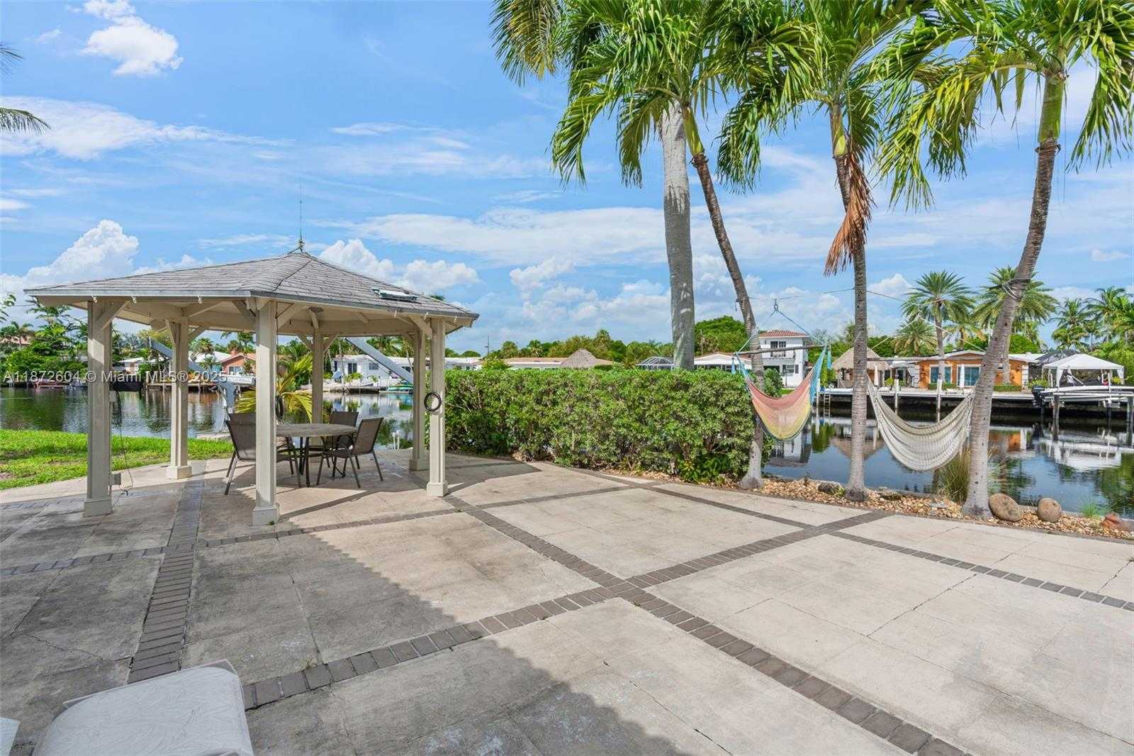 Small Image of 2401 FRYER PT, Fort Lauderdale Number 12