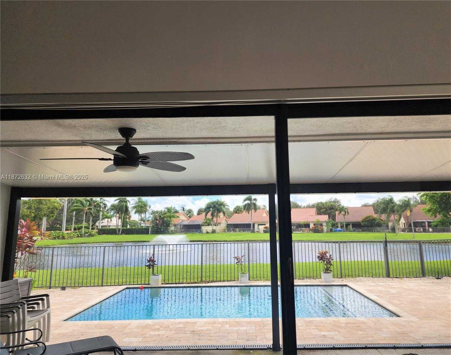 Small Image of 2820 CUYAHOGA LN, West Palm Beach Number 5