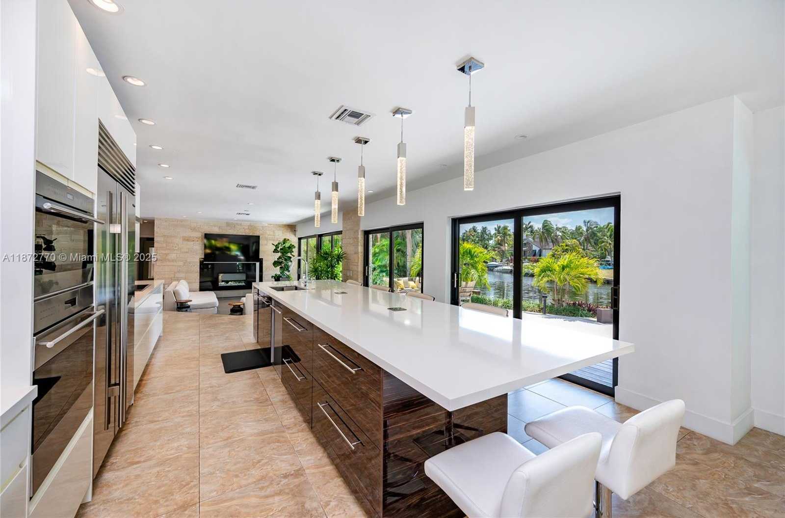 Small Image of 1240 CAMPAMENTO AVE, Coral Gables Number 27