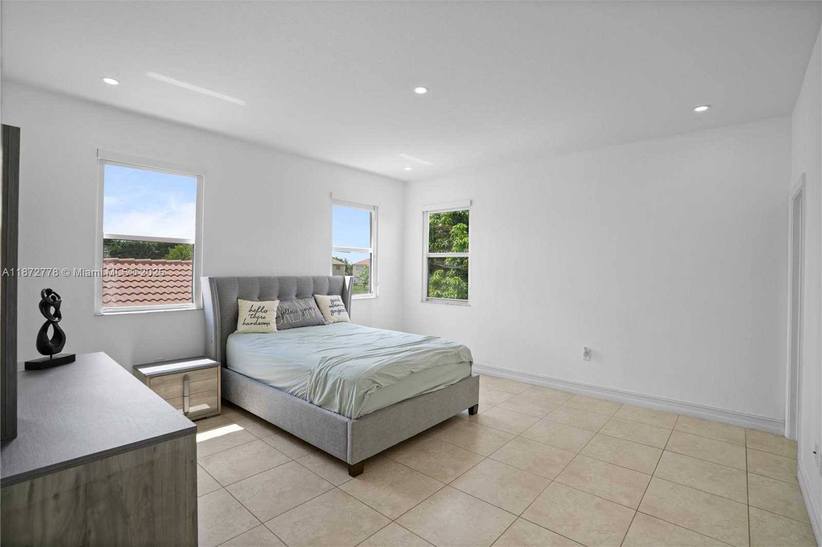 Small Image of 3708 NORTH EAST 22ND PL, Homestead Number 37