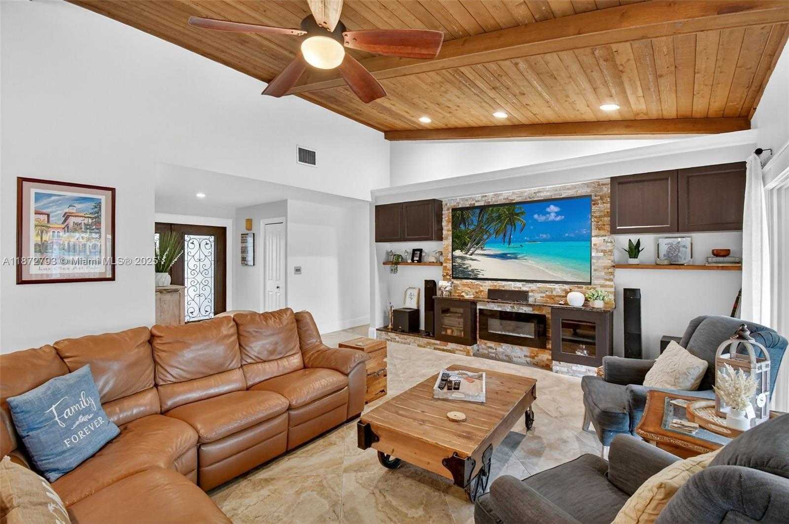 Small Image of 530 NORTH WEST 78TH TER, Plantation Number 10