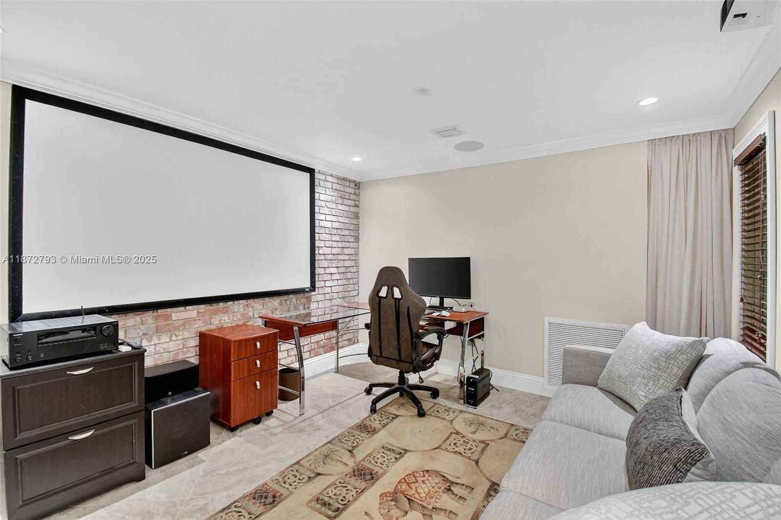 Small Image of 530 NORTH WEST 78TH TER, Plantation Number 23