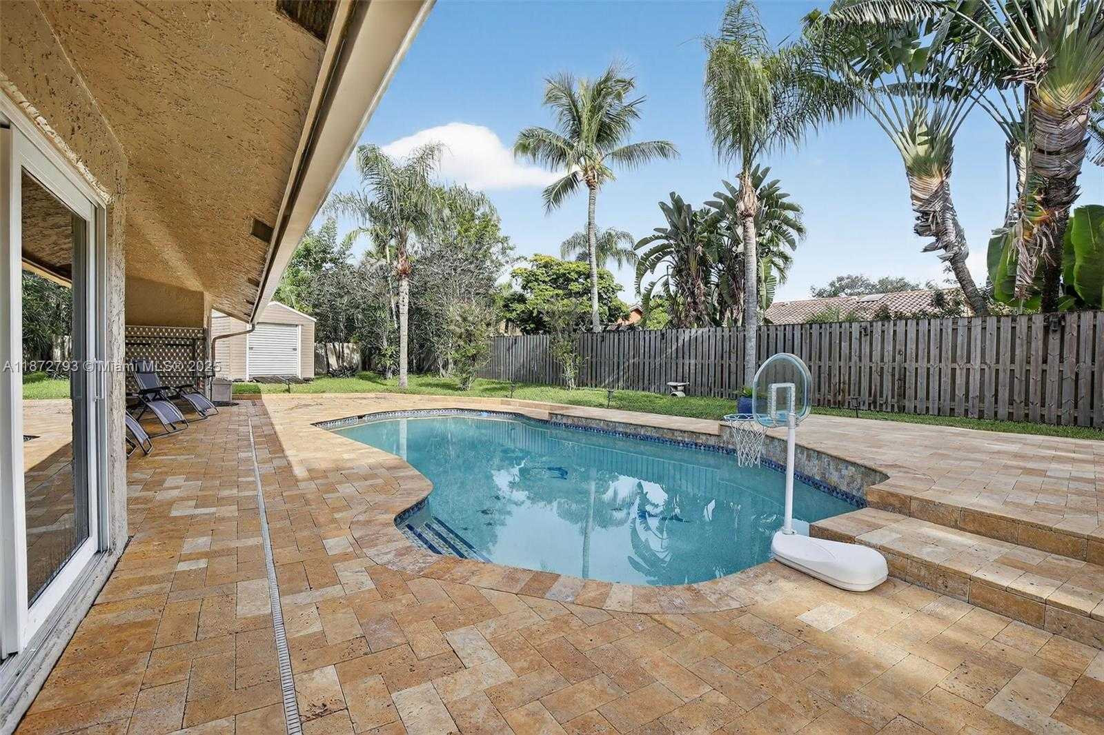 Small Image of 530 NORTH WEST 78TH TER, Plantation Number 51