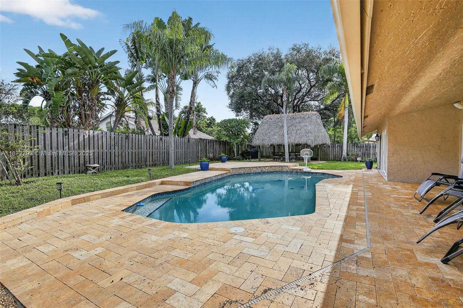Small Image of 530 NORTH WEST 78TH TER, Plantation Number 52