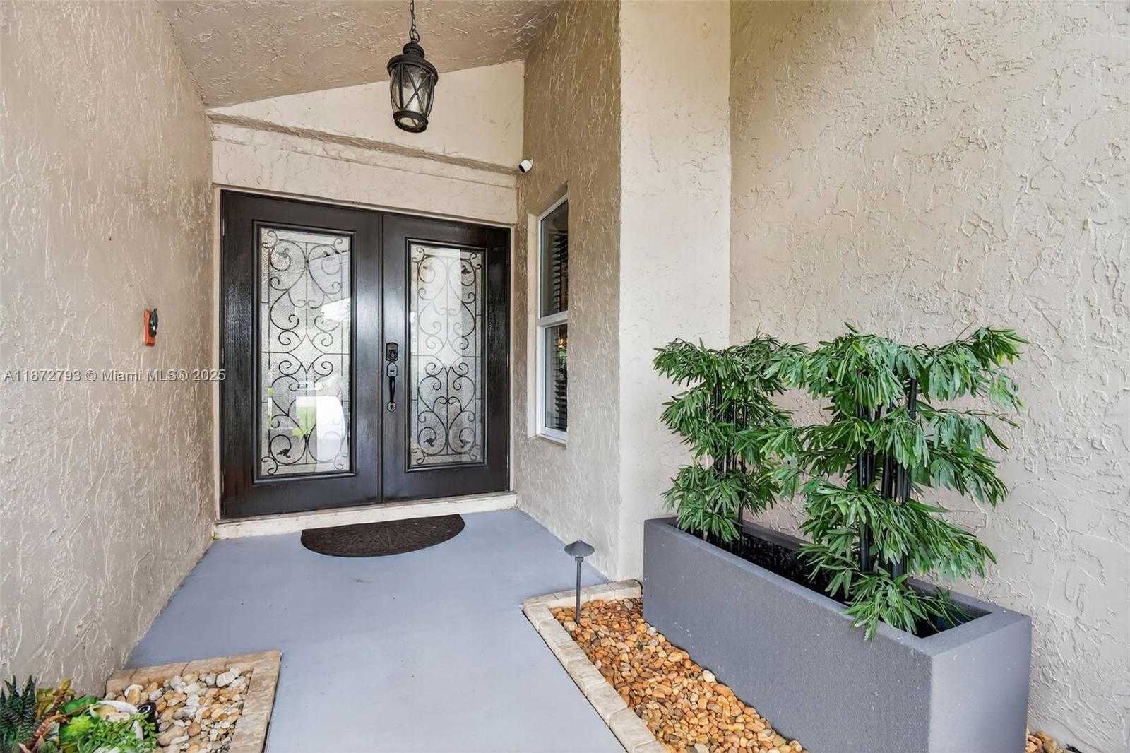 Small Image of 530 NORTH WEST 78TH TER, Plantation Number 6