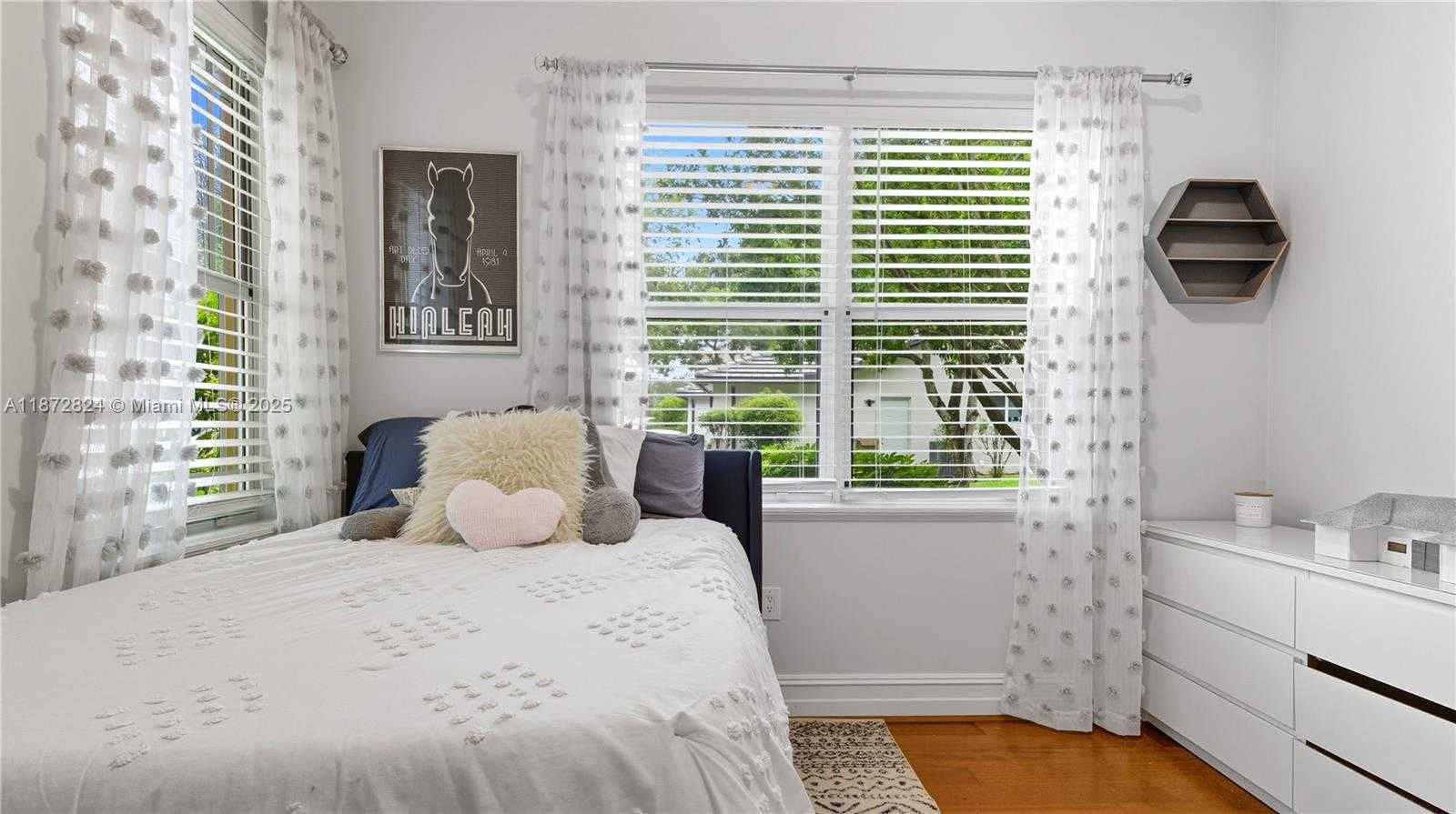 Small Image of 13040 SOUTH WEST 30TH CT, Davie Number 16