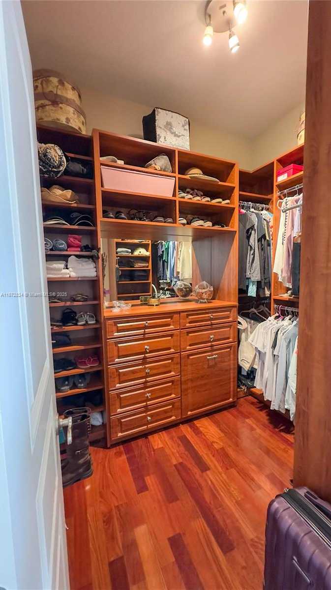 Small Image of 13040 SOUTH WEST 30TH CT, Davie Number 23
