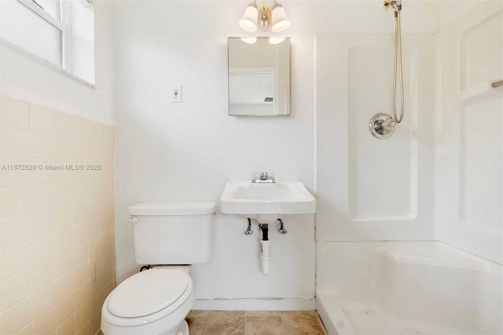 Small Image of 3431 NORTH EAST 15TH AVE, Pompano Beach Number 15