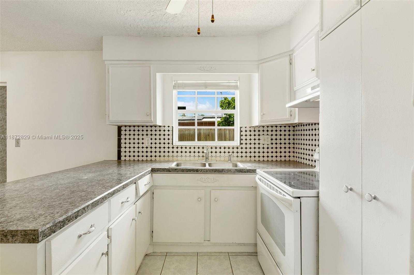 Small Image of 3431 NORTH EAST 15TH AVE, Pompano Beach Number 6