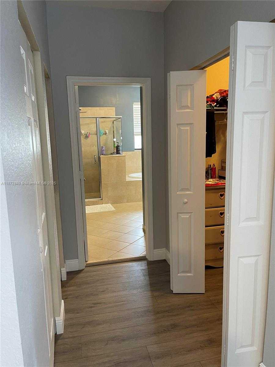 Small Image of 11516 SOUTH WEST 234TH ST, Homestead Number 9