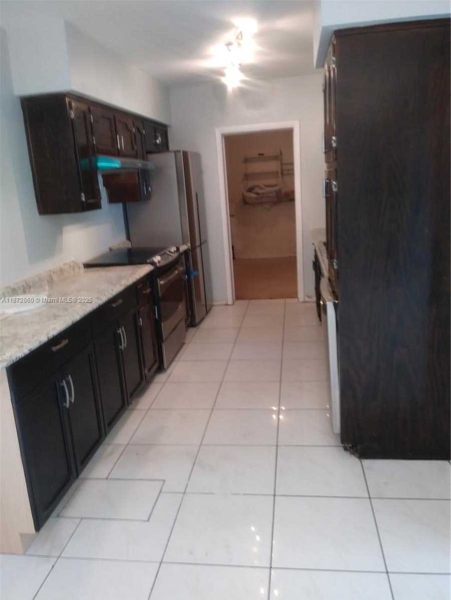 Small Image of 1265 NORTH EAST 138TH ST, North Miami Number 2