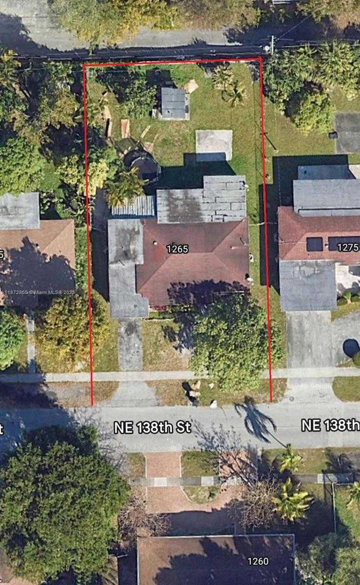 Small Image of 1265 NORTH EAST 138TH ST, North Miami Number 3