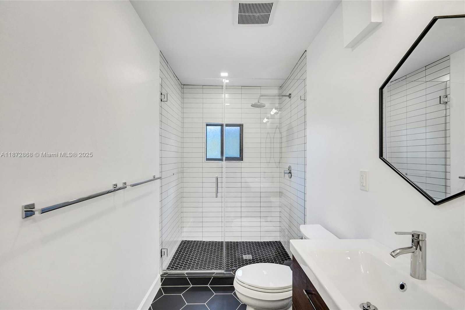 Small Image of 156 NORTH WEST 90TH ST, El Portal Number 26