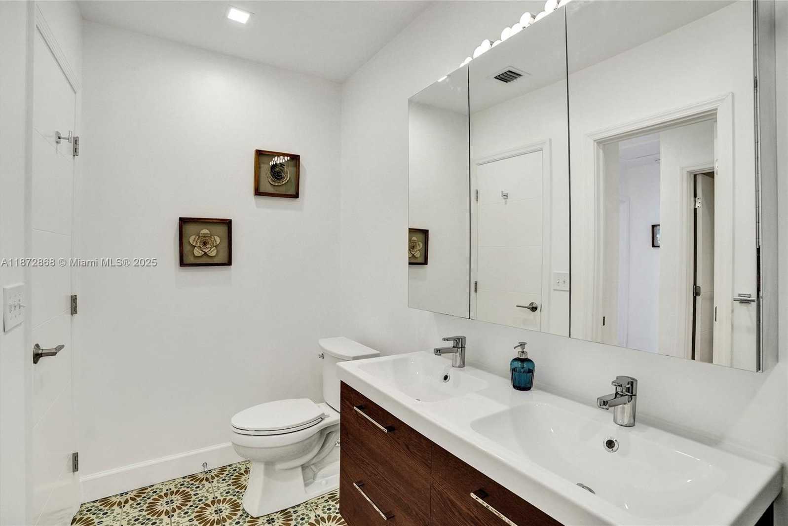 Small Image of 156 NORTH WEST 90TH ST, El Portal Number 33