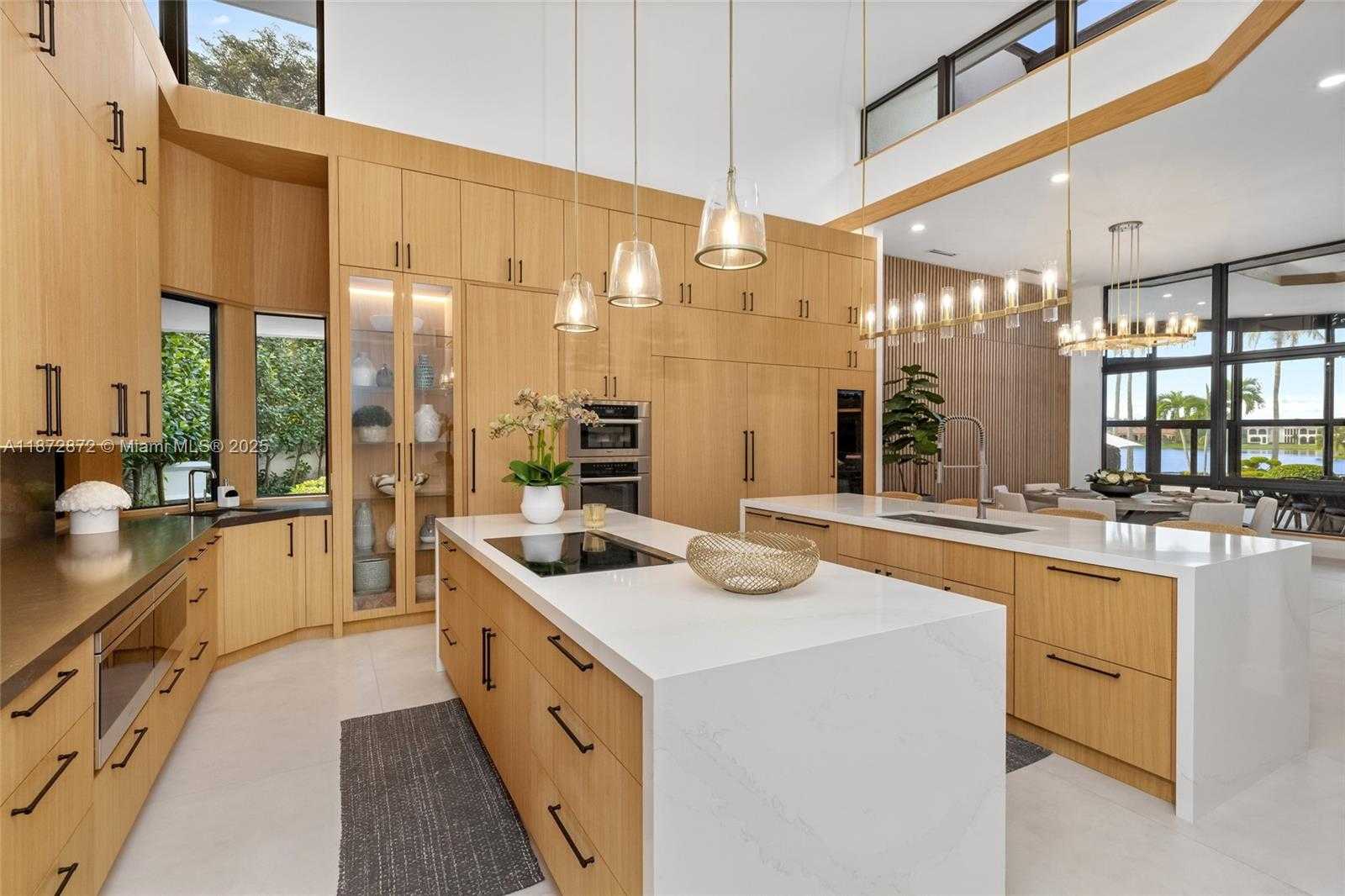 Small Image of 2965 NORTH EAST SURREY LN, Weston Number 12