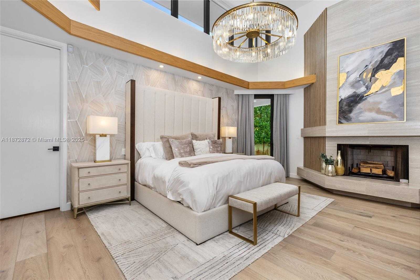 Small Image of 2965 NORTH EAST SURREY LN, Weston Number 24