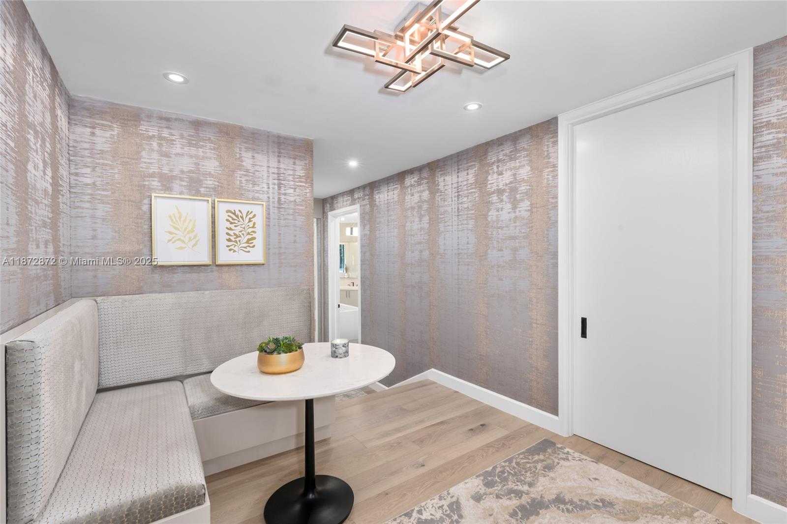 Small Image of 2965 NORTH EAST SURREY LN, Weston Number 28
