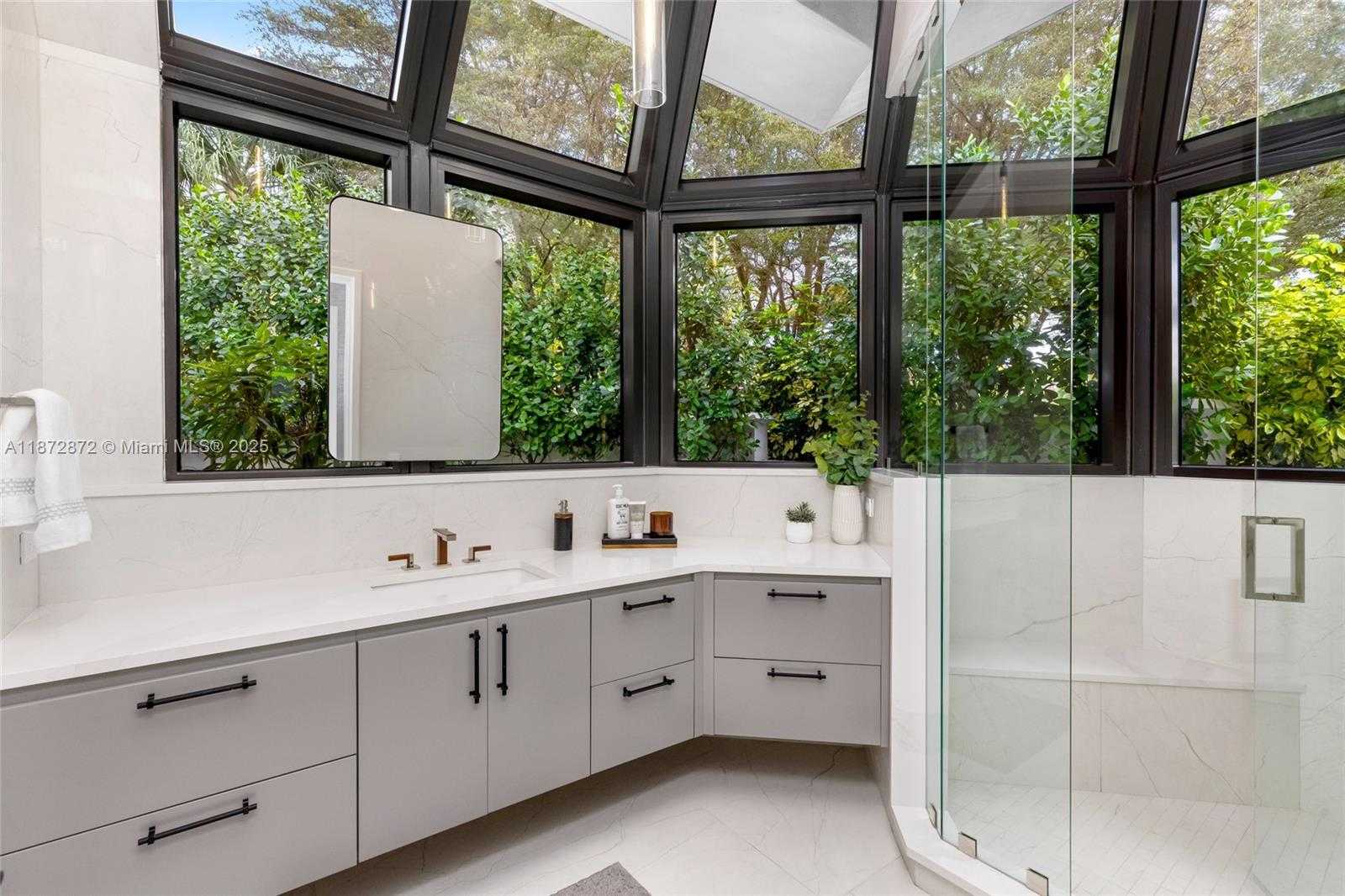 Small Image of 2965 NORTH EAST SURREY LN, Weston Number 34