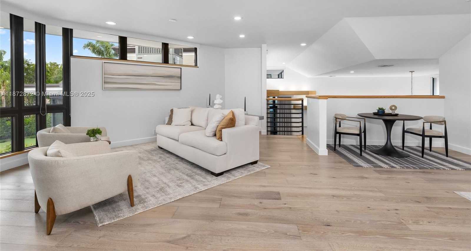 Small Image of 2965 NORTH EAST SURREY LN, Weston Number 39