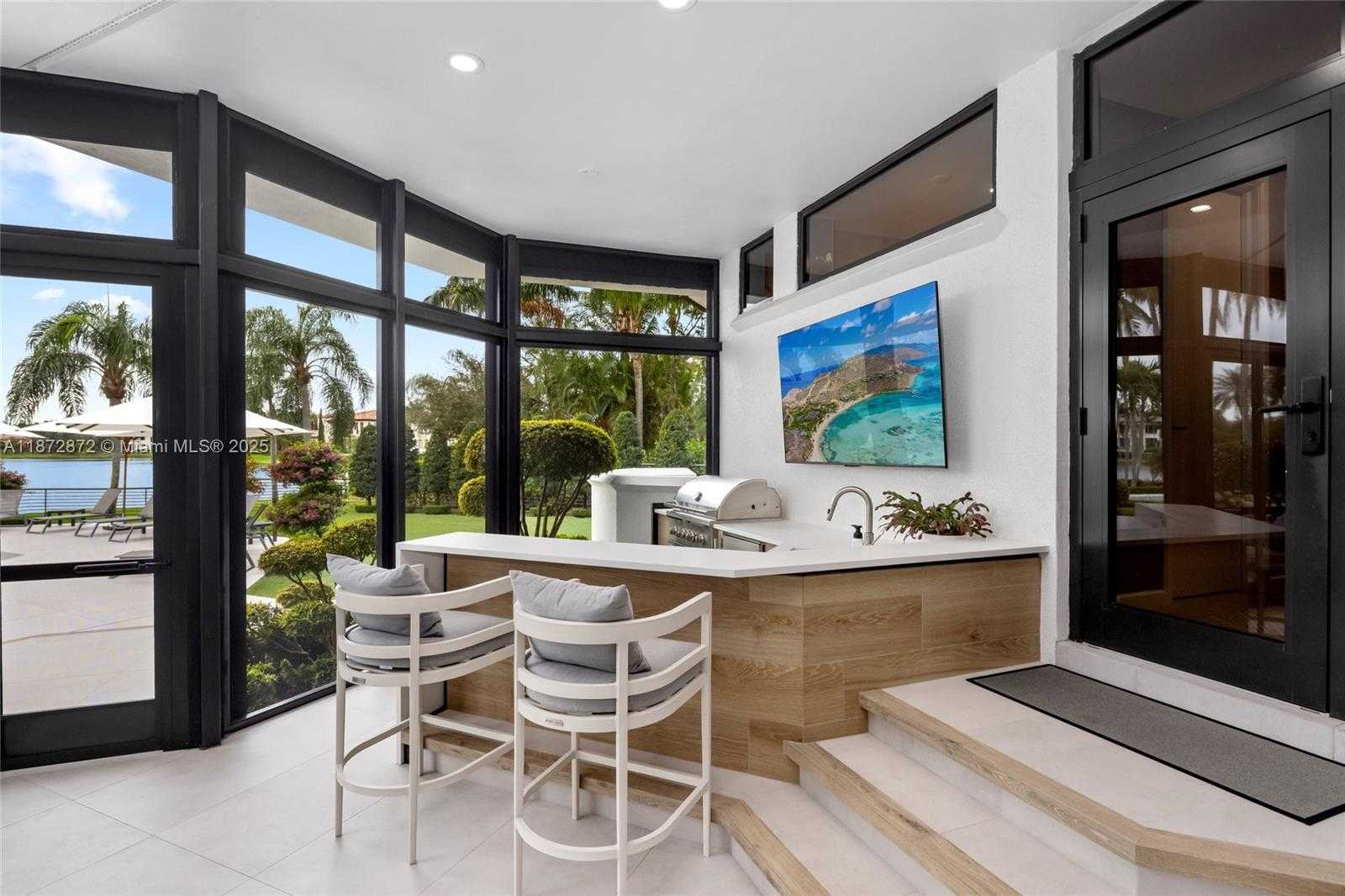Small Image of 2965 NORTH EAST SURREY LN, Weston Number 43