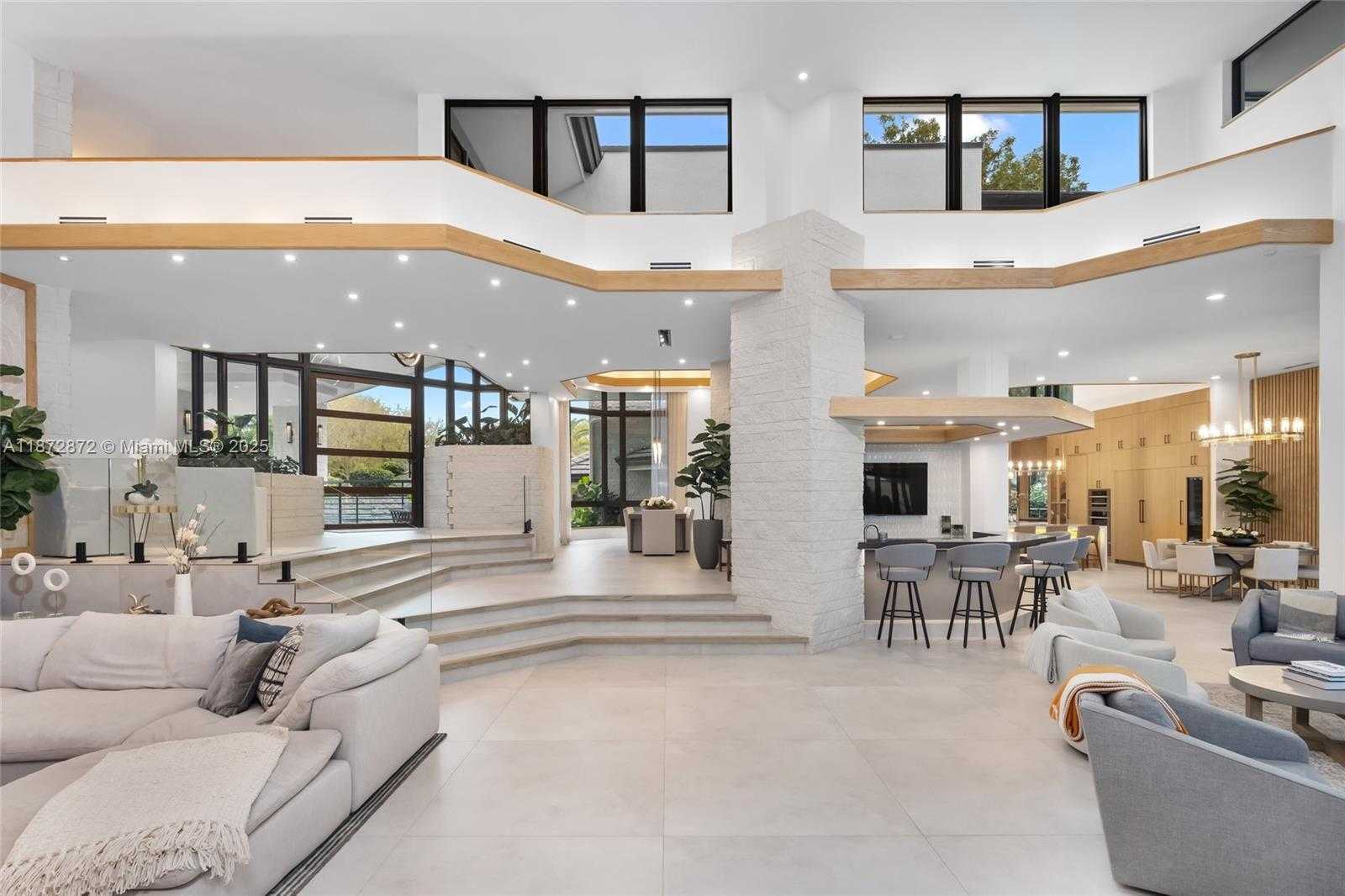 Small Image of 2965 NORTH EAST SURREY LN, Weston Number 8
