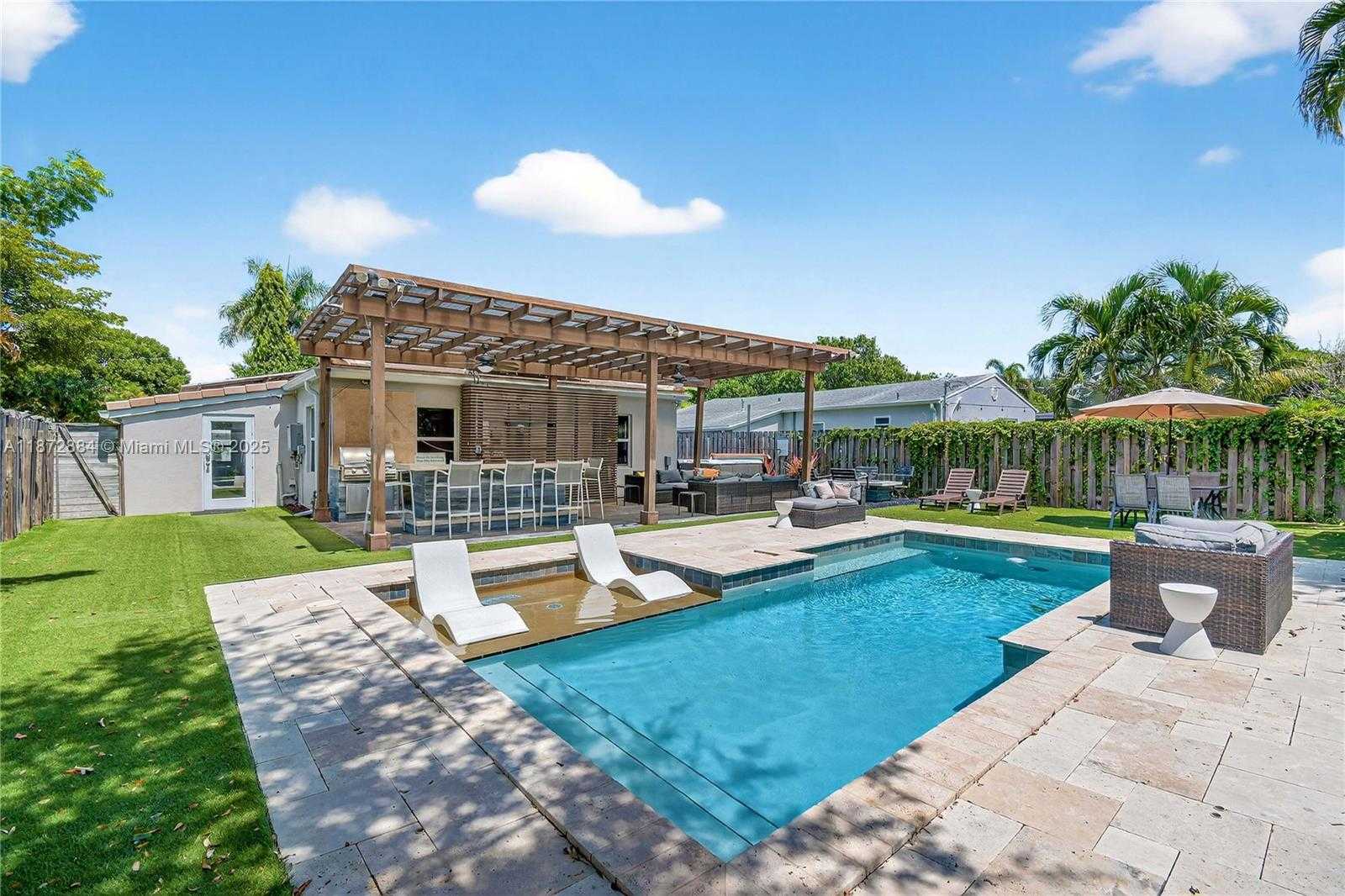 Small Image of 708 SOUTH WEST 19TH ST, Fort Lauderdale Number 20