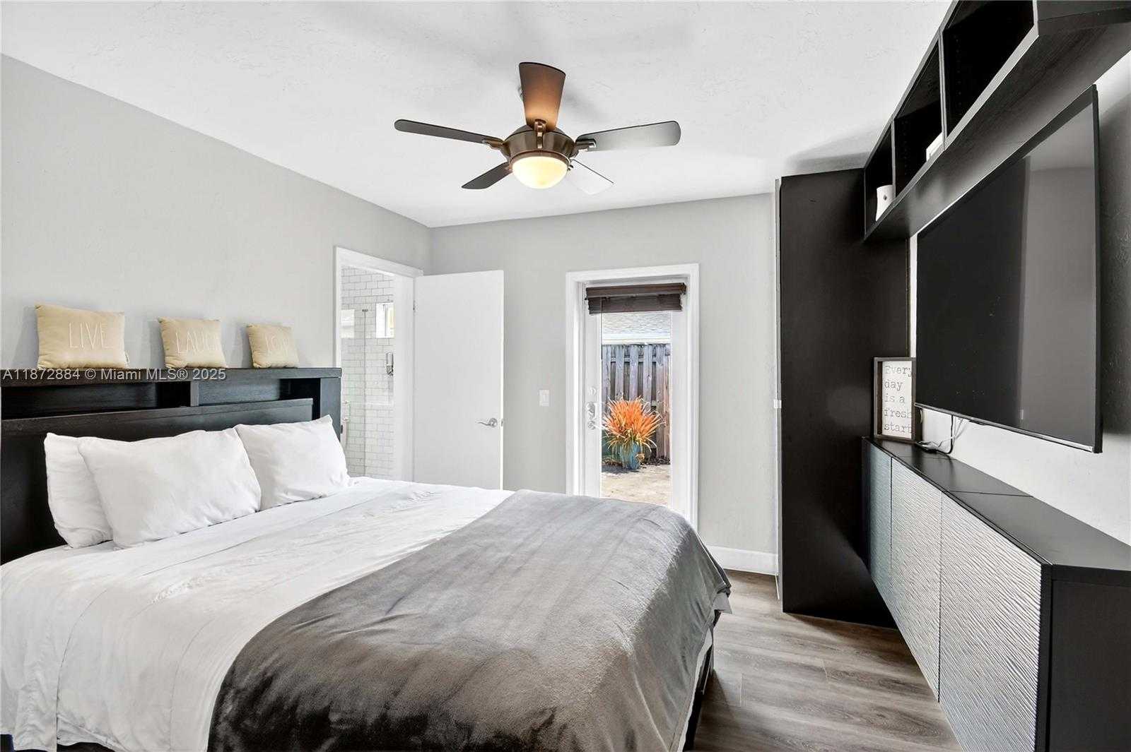 Small Image of 708 SOUTH WEST 19TH ST, Fort Lauderdale Number 28