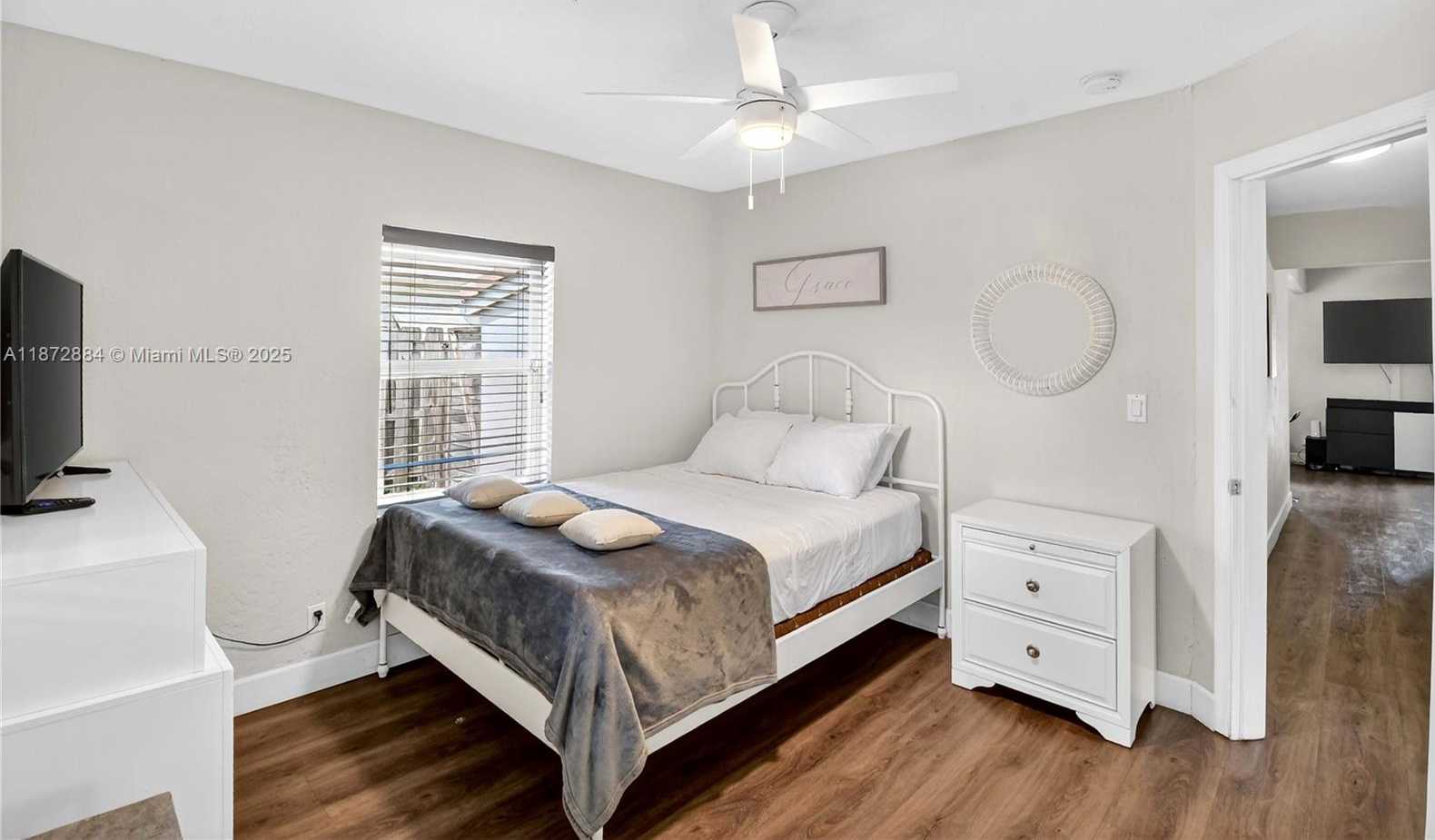 Small Image of 708 SOUTH WEST 19TH ST, Fort Lauderdale Number 37