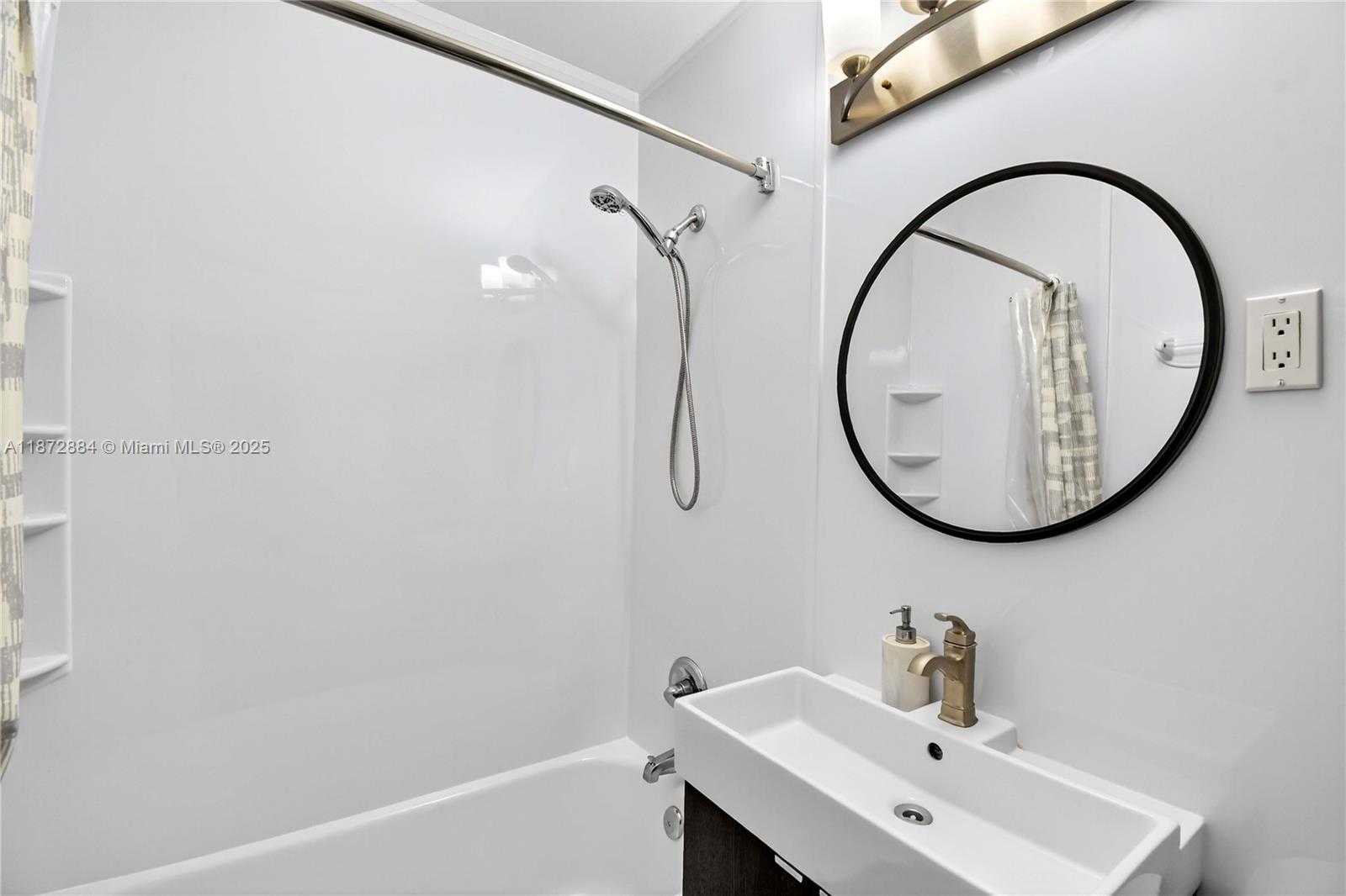 Small Image of 708 SOUTH WEST 19TH ST, Fort Lauderdale Number 41