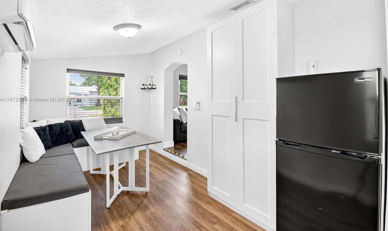 Small Image of 708 SOUTH WEST 19TH ST, Fort Lauderdale Number 43