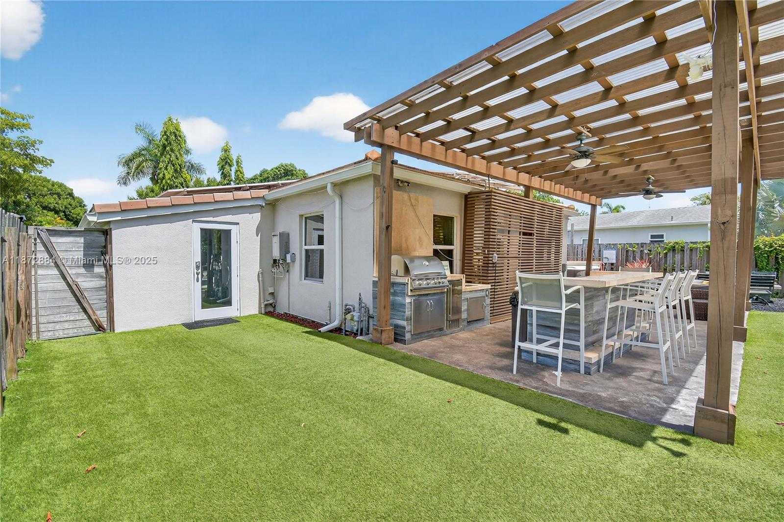 Small Image of 708 SOUTH WEST 19TH ST, Fort Lauderdale Number 55