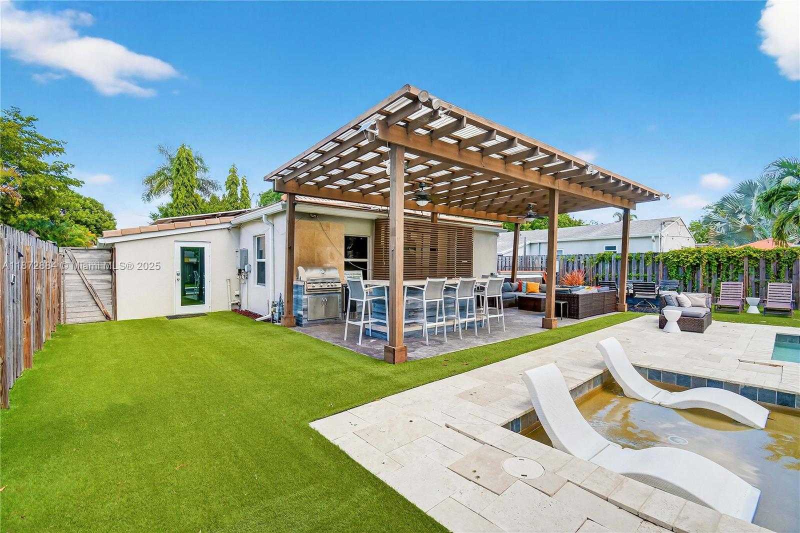Small Image of 708 SOUTH WEST 19TH ST, Fort Lauderdale Number 57