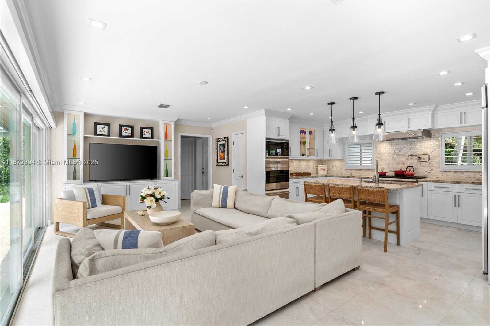 Small Image of 1360 MENDAVIA AVE, Coral Gables Number 28