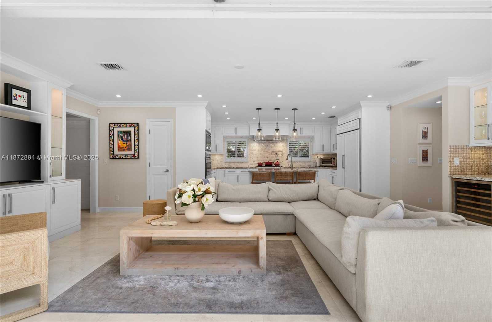 Small Image of 1360 MENDAVIA AVE, Coral Gables Number 41