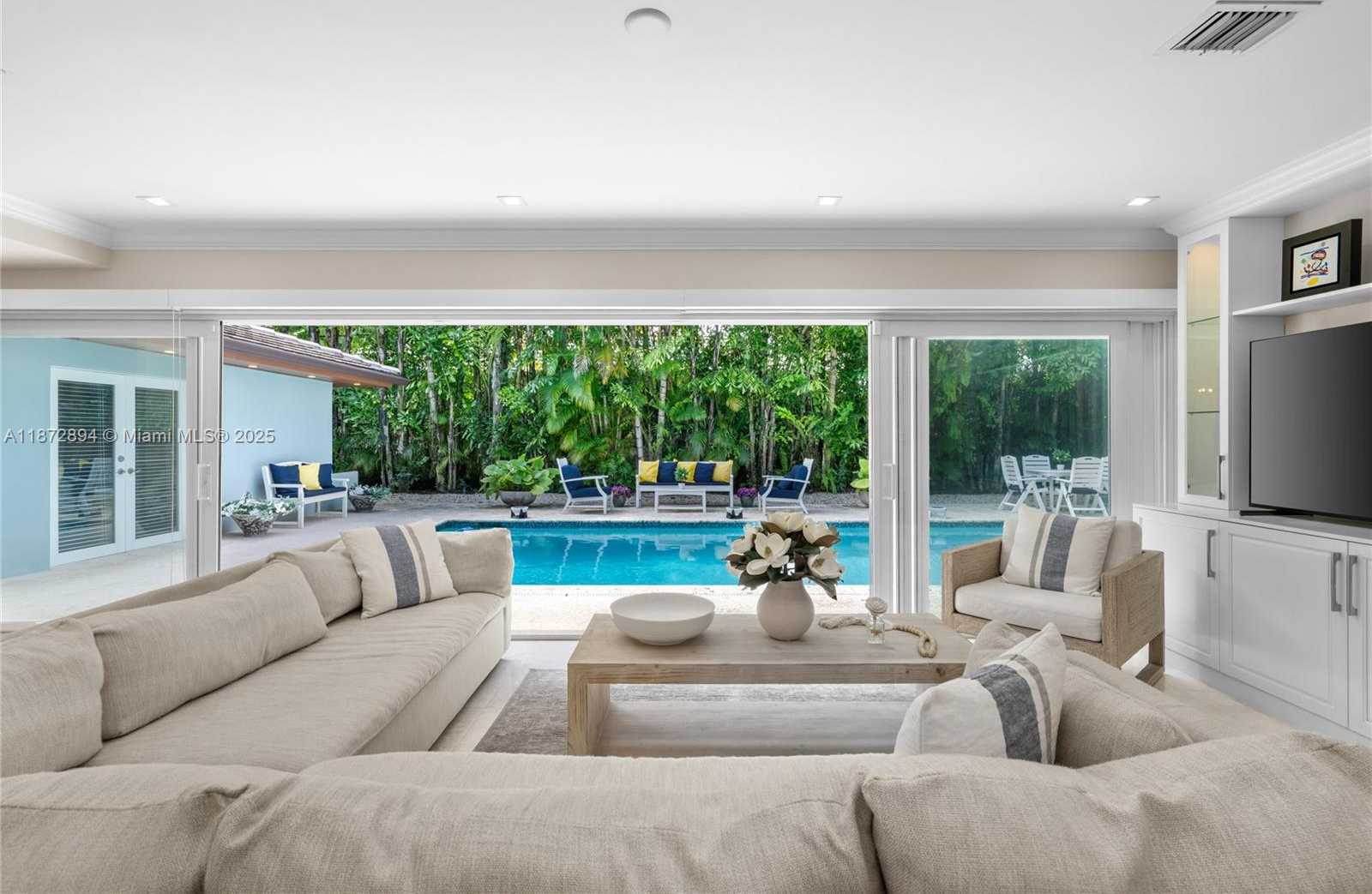 Small Image of 1360 MENDAVIA AVE, Coral Gables Number 42