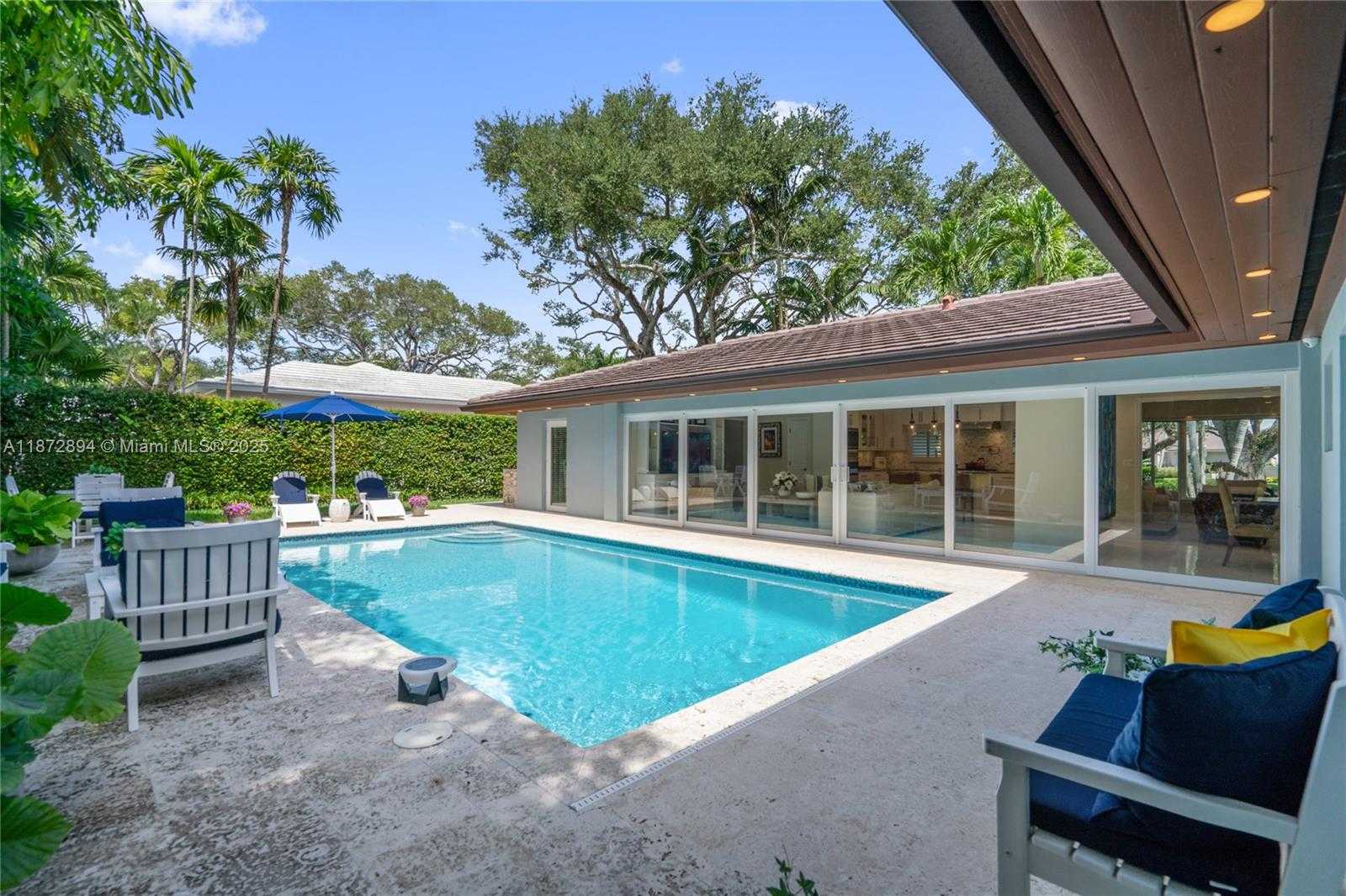 Small Image of 1360 MENDAVIA AVE, Coral Gables Number 56