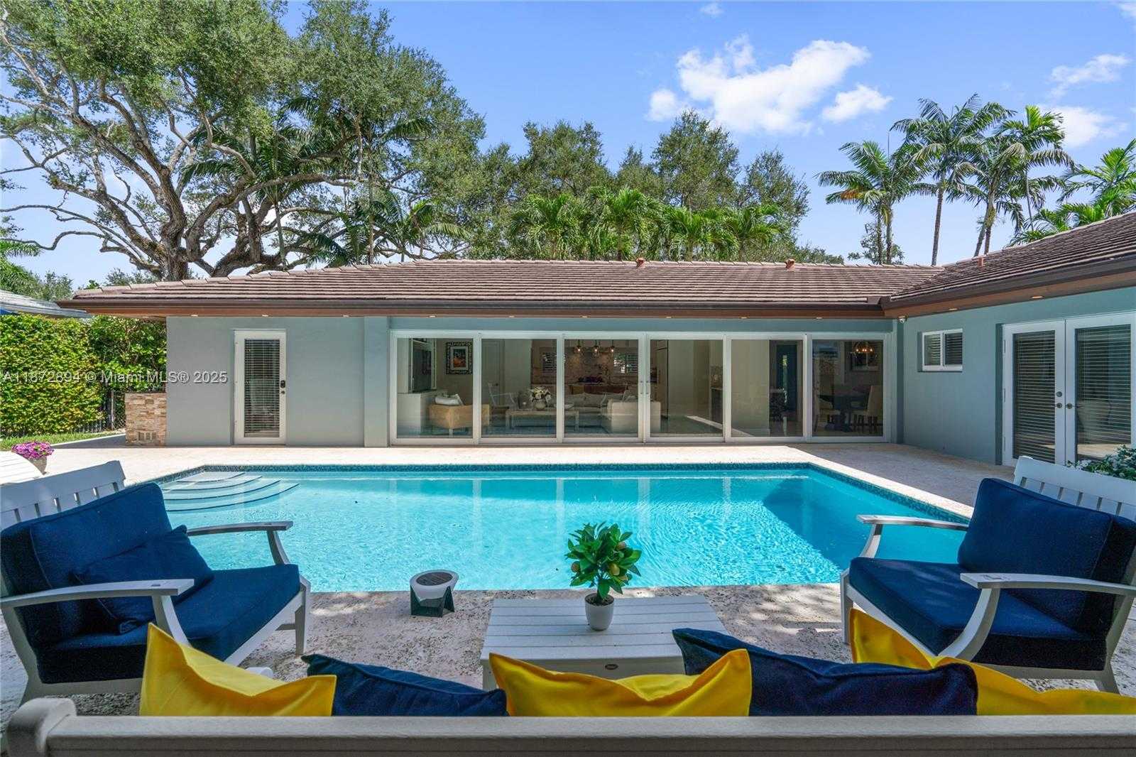 Small Image of 1360 MENDAVIA AVE, Coral Gables Number 57