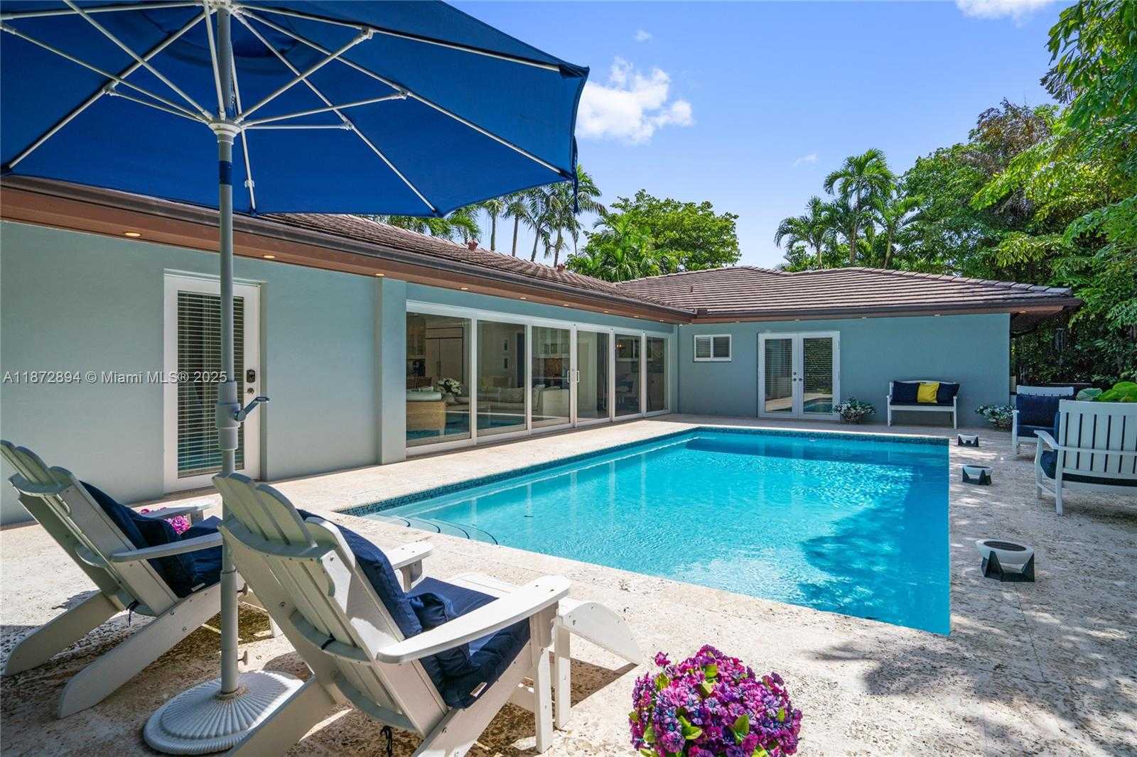 Small Image of 1360 MENDAVIA AVE, Coral Gables Number 59