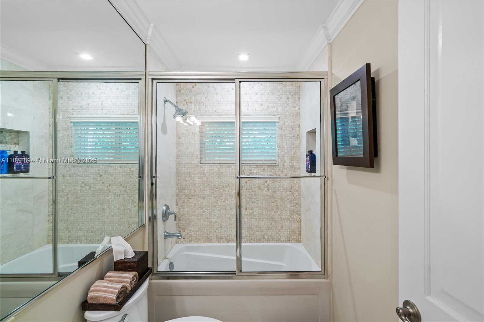 Small Image of 1360 MENDAVIA AVE, Coral Gables Number 76