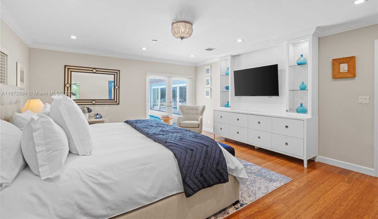 Small Image of 1360 MENDAVIA AVE, Coral Gables Number 86